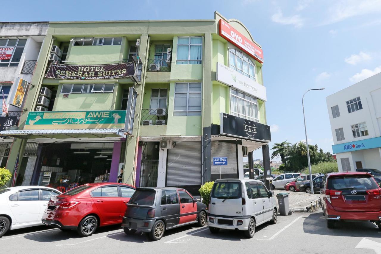 Semerah Suites Homestay Pontian Pontian Kecil Exterior foto