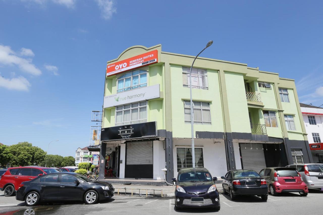 Semerah Suites Homestay Pontian Pontian Kecil Exterior foto